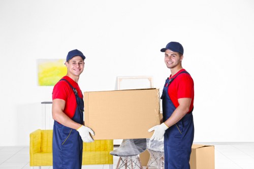 Commercial moving truck support for offices in Kilburn