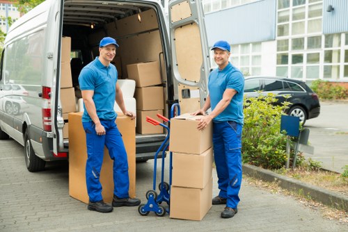 Pricing comparison based on cubic-yard space in a moving van