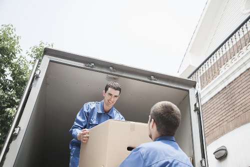 Flexible moving service for homes and businesses in Kilburn